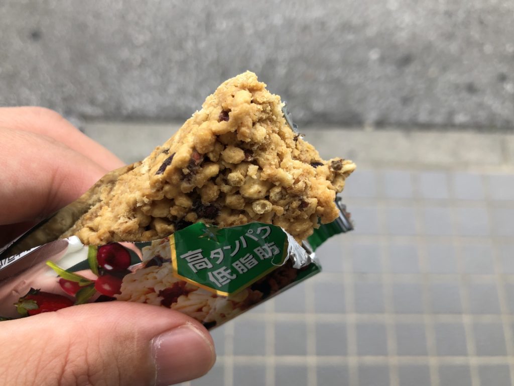ウィダー in BAR(グラノーラ)実食